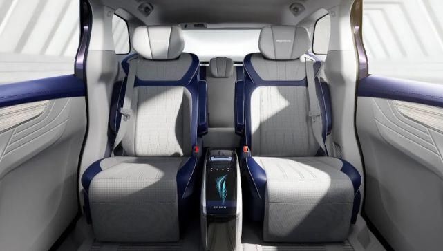 车型|MPV市场下滑促进高端化进程！荣威iMAX8未来可期