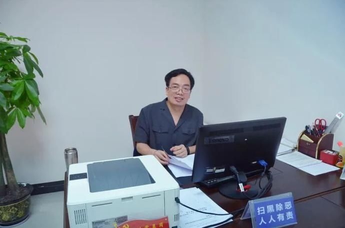 法院|法官看法官 | 奋斗正当时!以青春书写法院新篇章!