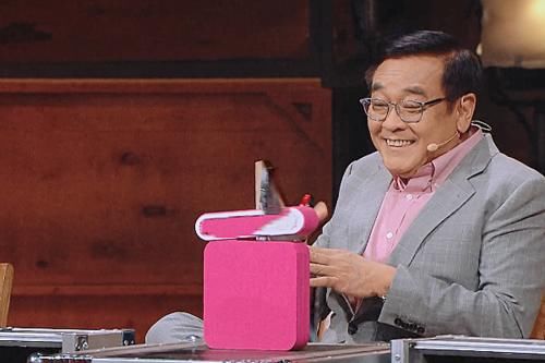  何昶希|演员2：郭敬明打断李成儒讲话，尔冬升导演反应很直接，尽在不言中