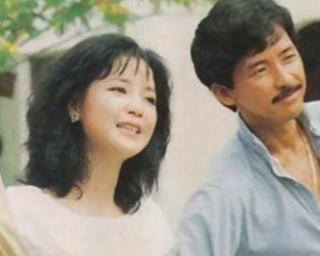 1995年,林子祥为了叶倩文抛弃前妻吴正元,