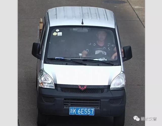 公安局交通|注意!在市区,行人闯红灯,自行车逆行,骑电瓶车不带头盔……都要抓拍处罚