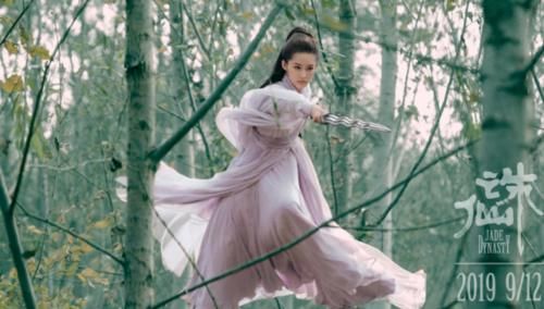  人气花旦|邓超才是“神嘴”！3年前在《跑男》介绍李沁的开场词，如今全部应验