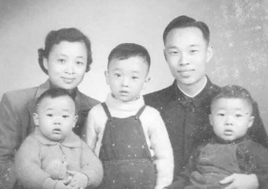 瑞金医院|百万奖金全捐！良医大师王振义：96岁坚持“开卷考试”，一辈子求索为患者