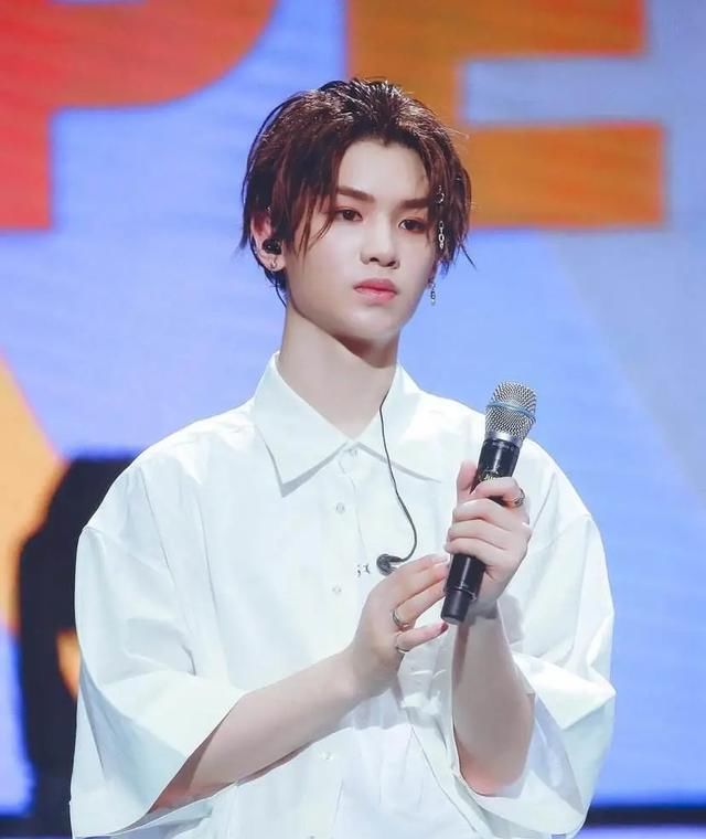  范丞丞|大厂男孩营业情况各不相同，范丞丞综艺多，林彦俊露面少