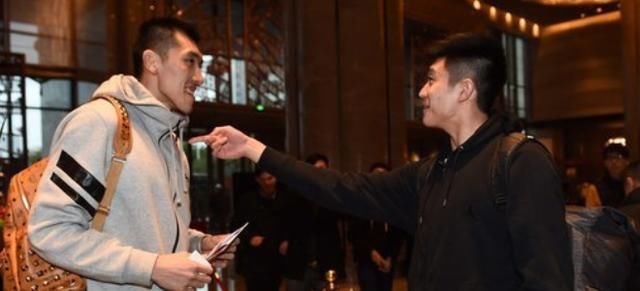  得分|挺身而出！陶汉林与李泓翰上半场得分均上双