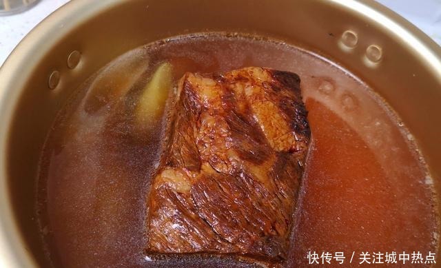 好吃|年夜饭怎能少了梅菜扣肉,手把手教你做梅菜扣肉,肥而不腻特好吃