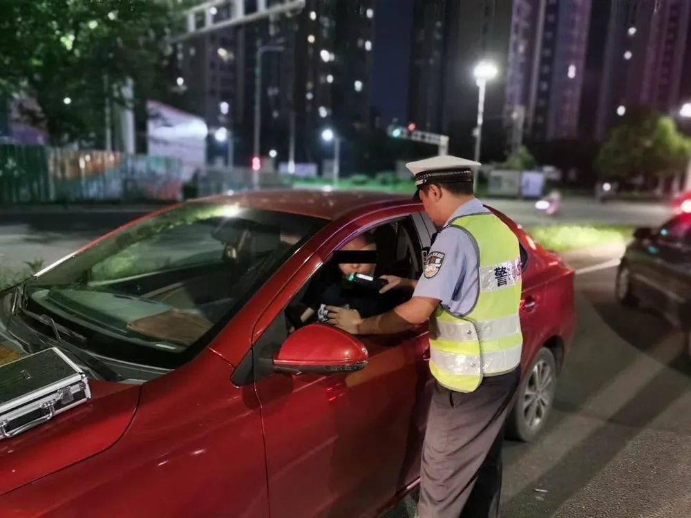 可取|注意啦！芜湖交警严查这些行为！侥幸心理不可取！