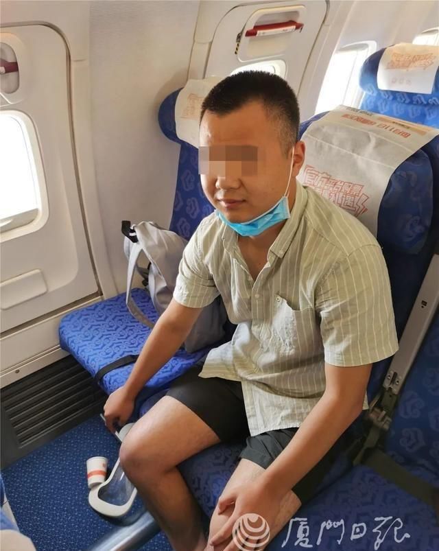  应急舱门|大学生来厦旅游，飞机刚落地就被拘留！全因这个行为