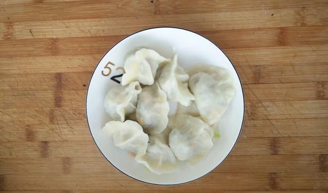  饺子|立秋后包饺子就用它，营养丰富，素馅，肉馅都好吃