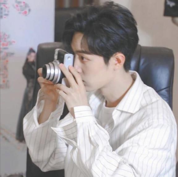  复出|蹭热度？《青春环游记》收官出现肖战镜头，全面复出指日可待