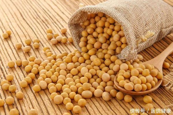 子宫肌瘤恶变和癌变一样吗(子宫肌瘤会恶变？医生：恶变几率很低，但若有这些情况，需警惕！)