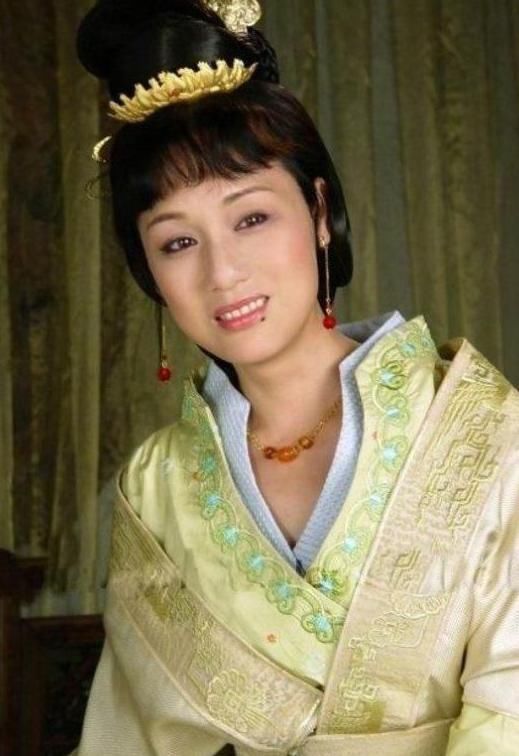 去世|李建群去世，享年63岁，影视圈再无如此貌美与才华兼备的女子