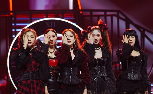  浪姐|《浪姐》五公在即，蓝盈莹致敬孙楠退赛？没想到她会复活失败