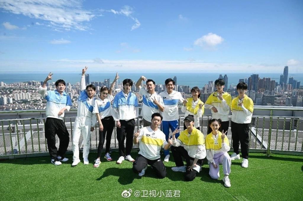  脸上|陈立农《奔跑吧》剧照公开 帅气严肃的脸上写着“你们完ne”！