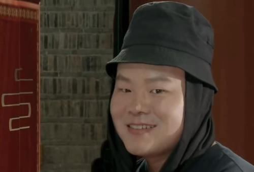  大小姐|《德云斗笑社》迎首位女嘉宾，看清是谁后，网友：难怪郭麒麟来了