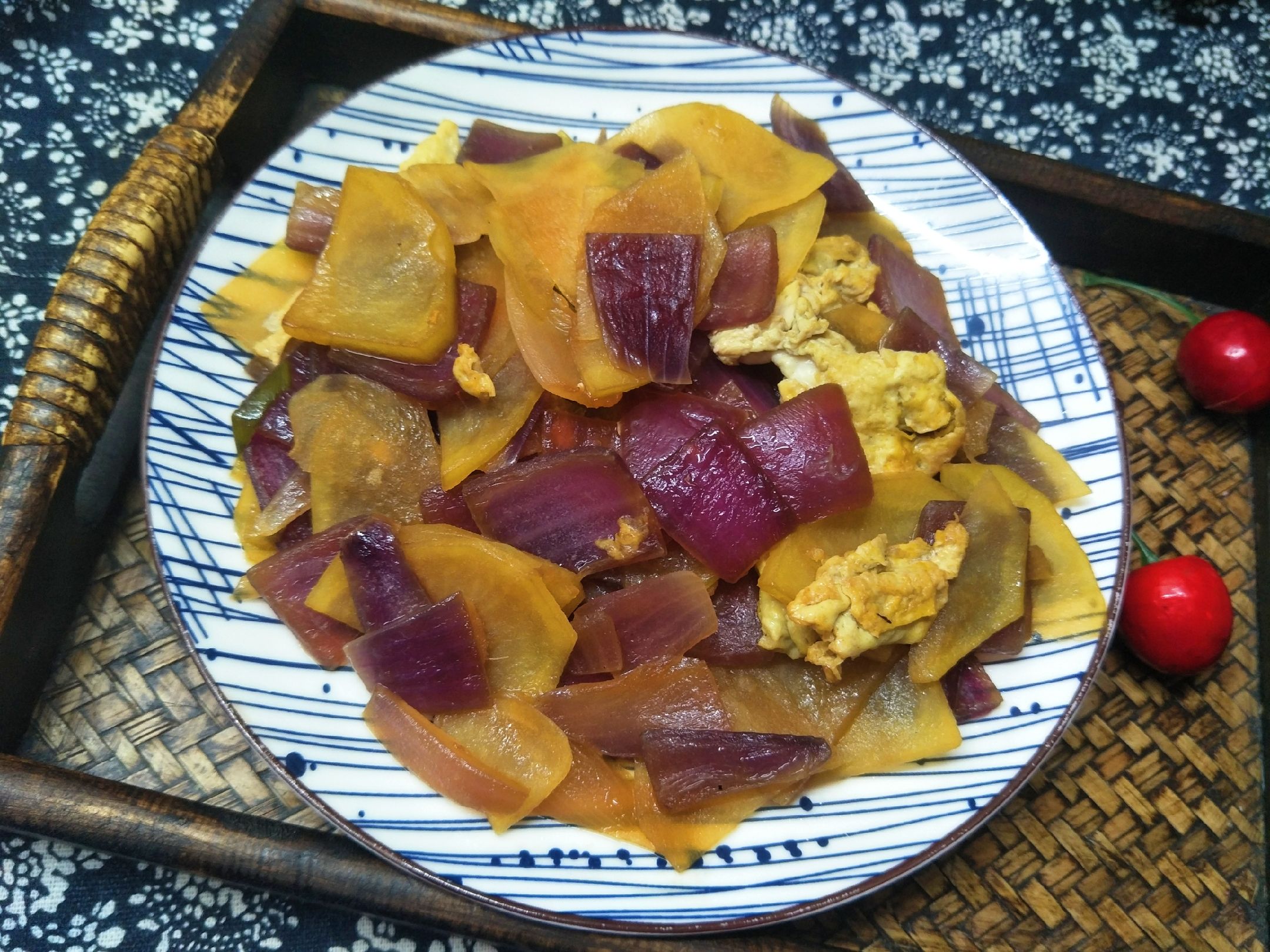  土豆片|秋天我最爱吃的1道菜，选用3样食材，简单烹饪5分钟，香气四溢