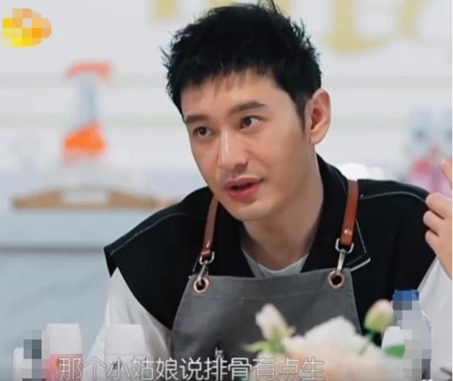  不熟|《中餐厅》鸡翅排骨都不熟，却还人满为患，网友：骗傻子呢！