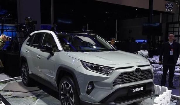  国内消费者|丰田再次流行，成功在SUV总销售额前十名，设计是亮点