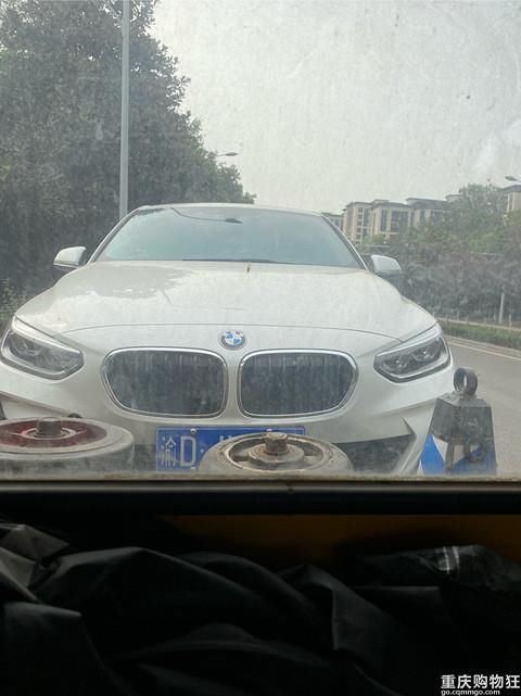 凌晨|凌晨2点女朋友开着车，发现胎压突然报警，吓得我酒都醒了