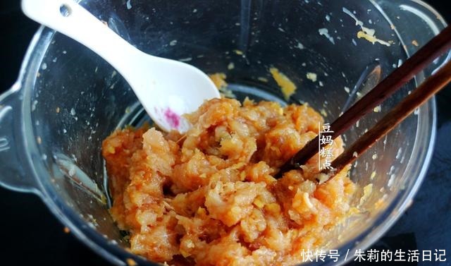 热量|减肥餐,豆腐肉丸子汤,简单又味美,做1次1周就够了