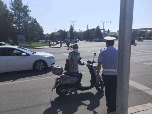 整治|牙克石交警动真格！整治行人、电动车交通违法......处罚+曝光！