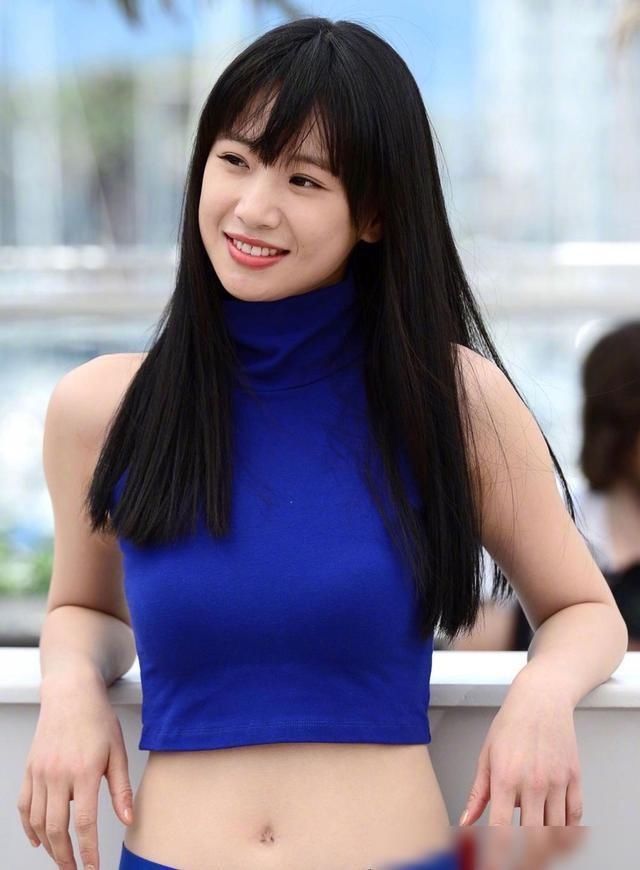  杨采钰|什么是又纯又欲初恋脸？看看李梦王智杨采钰就知道，找找共同点