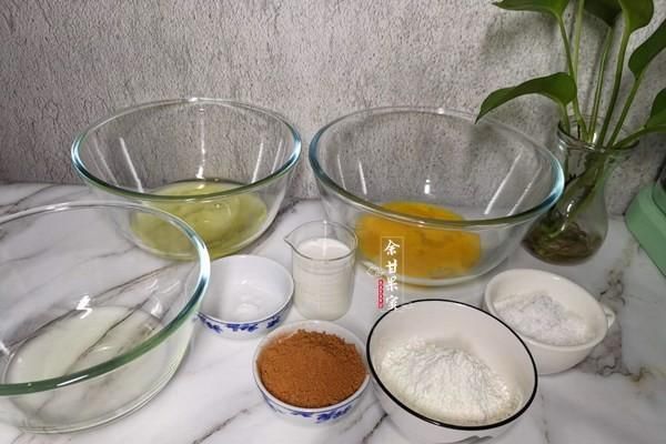  开裂|想吃蛋糕在家做，不回缩不开裂，甜而不腻，比戚风蛋糕还简单