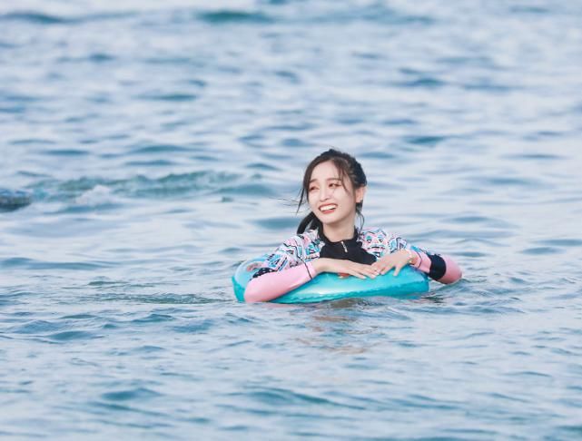  冲浪|又一综艺未播先火！吴宣仪、李汶翰加盟，仅路透就不输《夏日冲浪》