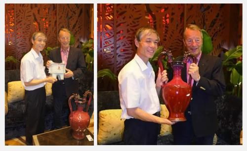 耀目|苗家作品非比寻常，钧瓷《三羊开泰尊》耀目而来