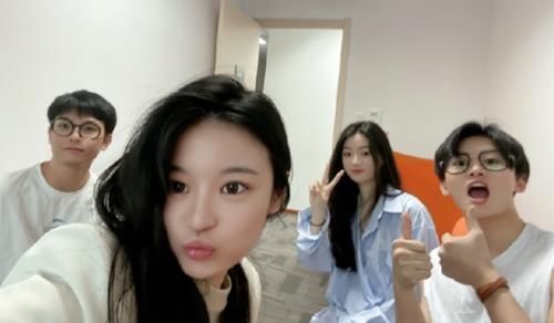  单依纯|《好声音2020》盲选收官在即，李健战队喜忧参半，单依纯弊端凸显