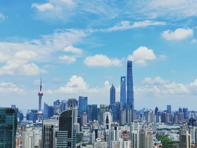 份魔|【探索】今日份魔都的蓝天白云,你心动了吗?