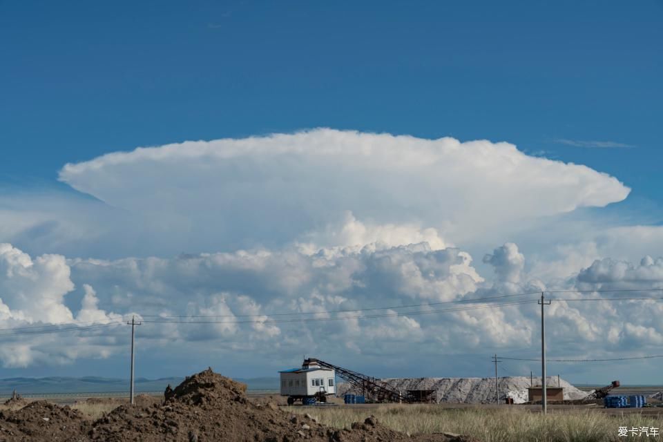 风雨雷电|贝子庙+中蒙边境+草原露营 乌珠穆沁 风雨雷电绿浪秘境行路书