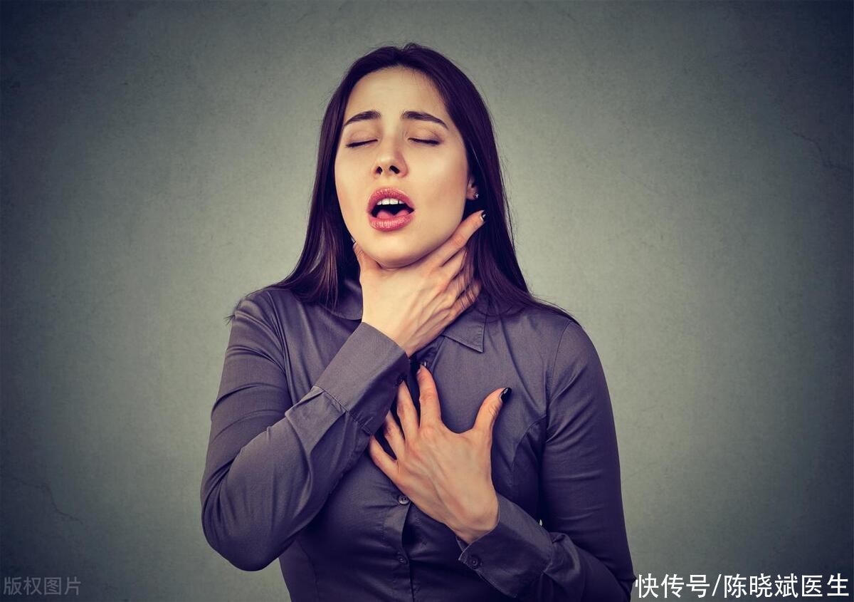 出现这6个症状说明心脏在求救(身体若出现这5个异常，或是心脏在“报警”，赶紧上医院看看)
