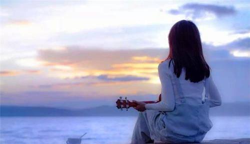 丈母娘|婚礼上，丈母娘嫌彩礼太少，额外又要十万，男子倒掉敬茶当场悔婚