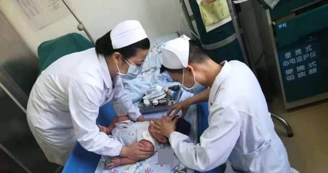  孩子|幼儿遇上好心司机，一路连闯红灯，这种过敏体质怎么改善