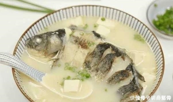 没关系|鱼汤怎么才能炖成奶白色 大厨 跟水没关系, “这一步”才是关键
