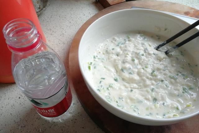  不用|面粉牛奶加鸡蛋，这会做这款家常软饼，早餐不用上外面买来吃