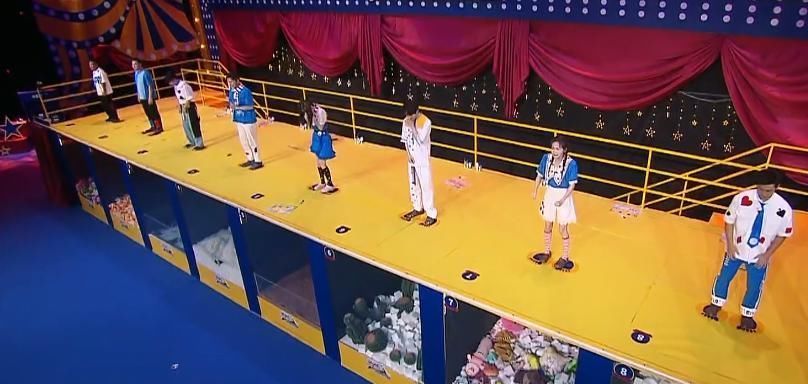 剧本|游戏失败要接受惩罚,谁注意吴谨言baby的反应有无剧本太明显