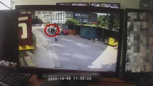 民警|丢垃圾引矛盾，斗殴两人双双进了派出所