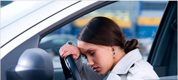 公路|为什么开车一上高速容易犯困?