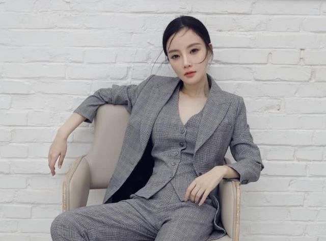  演员|她3岁出道，17岁金马奖封后，26岁爆火，今39岁为生活沦落成网红