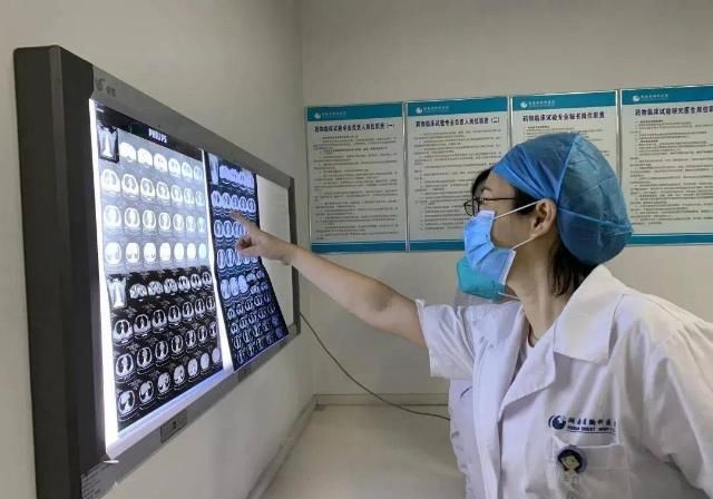  乳腺|29岁二胎妈妈洗澡时摸到乳房硬结，竟是乳腺结核