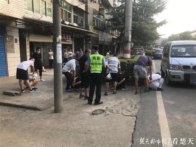 一锅端|扒窃团伙驱车百里来汉流窜行窃,民警蹲守六昼夜一锅端