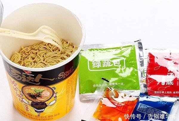 泡面|网评最好吃的5种国产泡面,康师傅无缘第一,网友国产也有好货