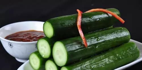  预防|女人想要老得慢，脸上少点皱纹，3种蔬菜，能预防皱纹，抗衰老