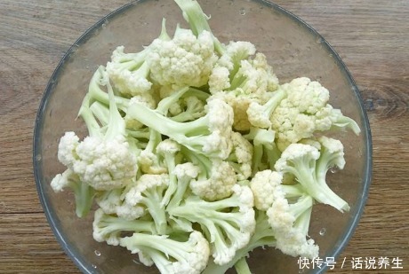 脆嫩|干煸菜花,有人焯水有人过油大厨教我正确做法,脆嫩不吸油