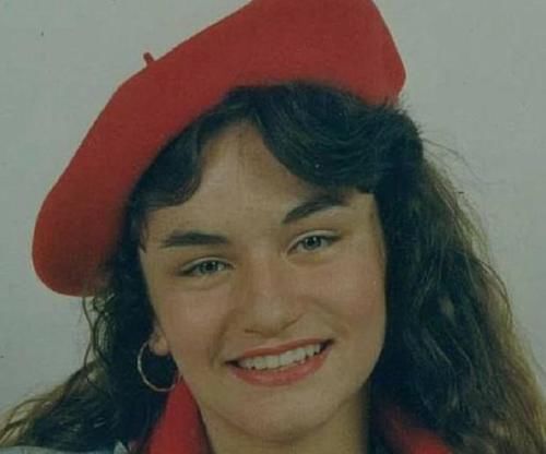 指控|女子按时领钱却被发现死在浴缸8个月,家人邻居全不知道,男友遭指控