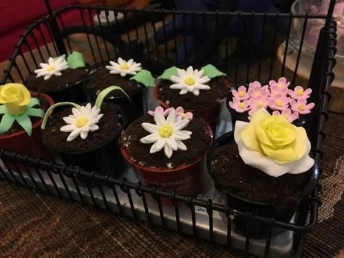 扔掉|看了就“难下嘴”的4种奇葩零食,图3让男生羞涩,图4吓得扔掉