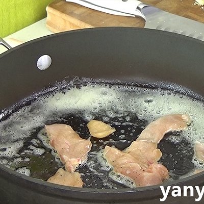 奶油|奶油鸡肉蘑菇意大利面