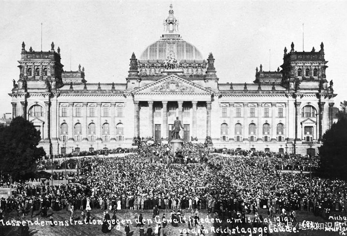  知识|德国领土为什么越打越小？｜地球知识局